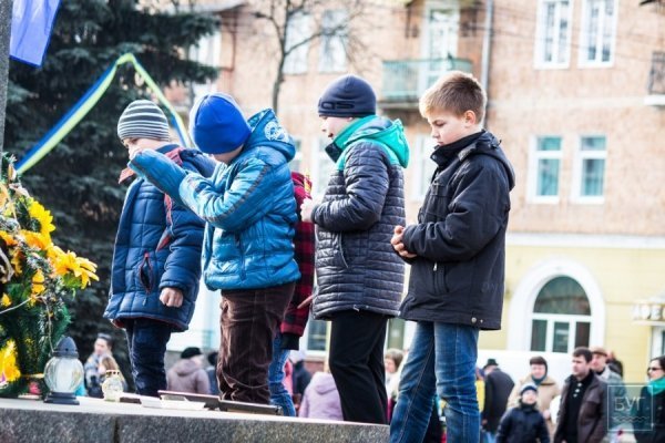 У Нововолинську ярмаркували за участю бійців 14 бригади та нацгвардійців. ФОТО