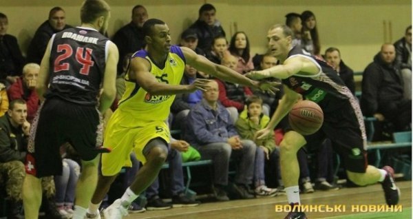 Луцькі баскетболісти втретє програли у Суперлізі. ФОТО