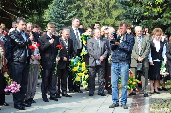 У Луцьку вшанували жертв Чорнобиля. ФОТО