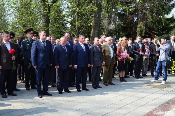 У Луцьку вшанували жертв Чорнобиля. ФОТО