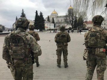 Спецпідрозділ СБУ вийшов охороняти Луцьк напередодні і під час виборів. ФОТО