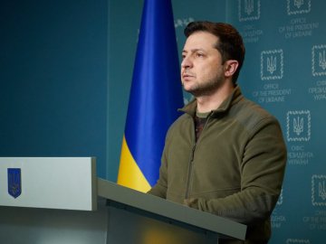 «Стоїмо міцно»: Зеленський звернувся до українців вранці 28 лютого. ВІДЕО