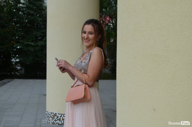 «Ви наша надія»: у луцькому педколеджі – випускний. ФОТО