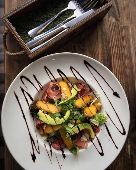 Осіннє меню: чим і за скільки поласувати у луцьких закладах