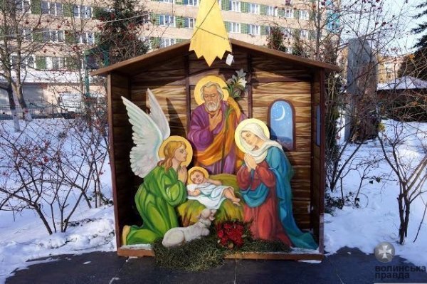 У храмах Луцька відслужили різдвяні богослужіння