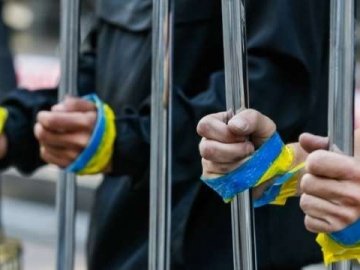 100 українських політв`язнів святкуватимуть Різдво за ґратами в Росії