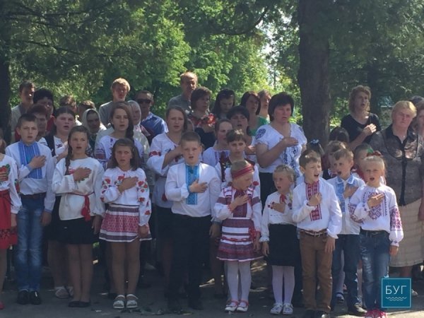 На Волині відкрили меморіальну дошку бійцю 51-ої бригади. ФОТО