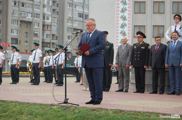 У День Прапора губернатор Волині говорив про місце України в Європі. ФОТО