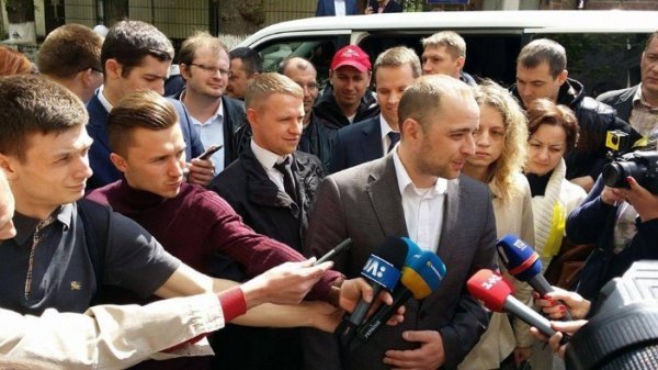 Олексій Момот був звільнений з-під варти під заставу. ФОТО. ВІДЕО