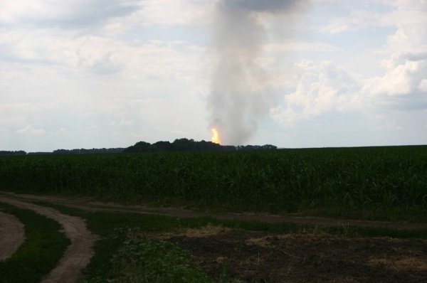 На Полтавщині вибухнув газопровід, місцеві переконують: теракт ФОТО