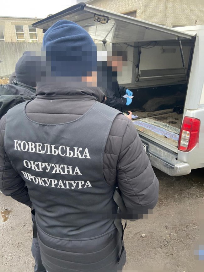 17 000 доларів США за два авто для ЗСУ: викрили волинянина, який торгував гуманітарною допомогою. ФОТО