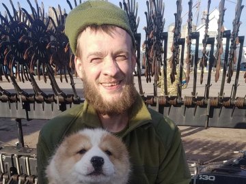 Побачила сина живим в день його похорону: розповідь матері загиблого на війні волинянина