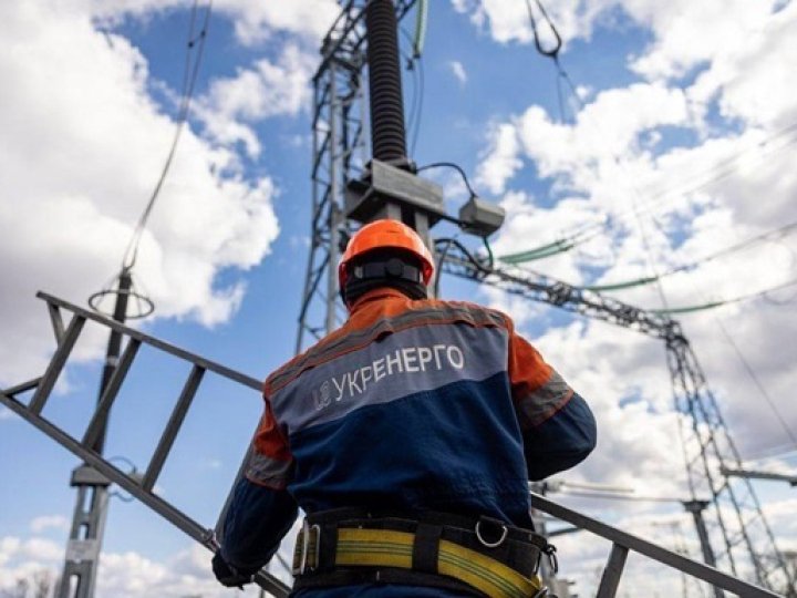 Як і коли відключатимуть світло на Волині у четвер, 4 грудня