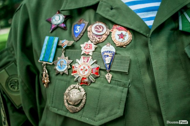 У Луцьку вшанували десантників. ФОТО