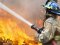 Під час пожежі двоповерхового будинку у Луцьку врятували жінку