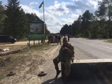 На Волині - блокпости на кордоні з Білоруссю та військові навчання. ВІДЕО