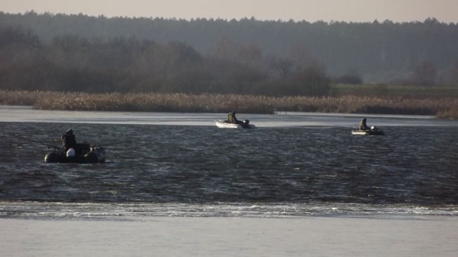 На Волині затримали браконьєрів, які ловили рибу на зимувальних ямах. ФОТО