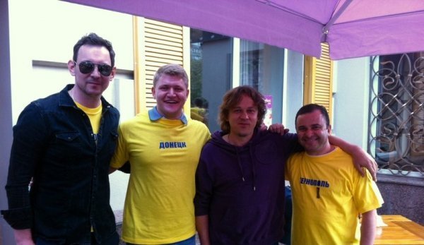  Положинський від імені Луцька присідав за єдність України. ФОТО. ВІДЕО