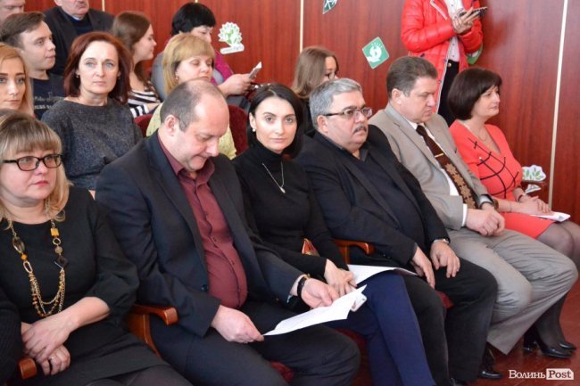 Тонни макулатури і батарейок: у Луцьку підбили підсумки екологічної акції 