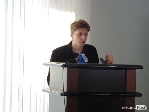 У Луцьку не змогли відправити у відставку чиновника, який ігнорував громадських діячів