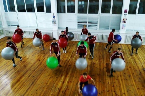 Футболісти «Волині» на фітнесі. ФОТО