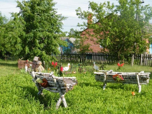 Депутатам влаштували турне клубами Волині. ФОТО