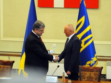 Порошенко попросив підтримки для нового губернатора 