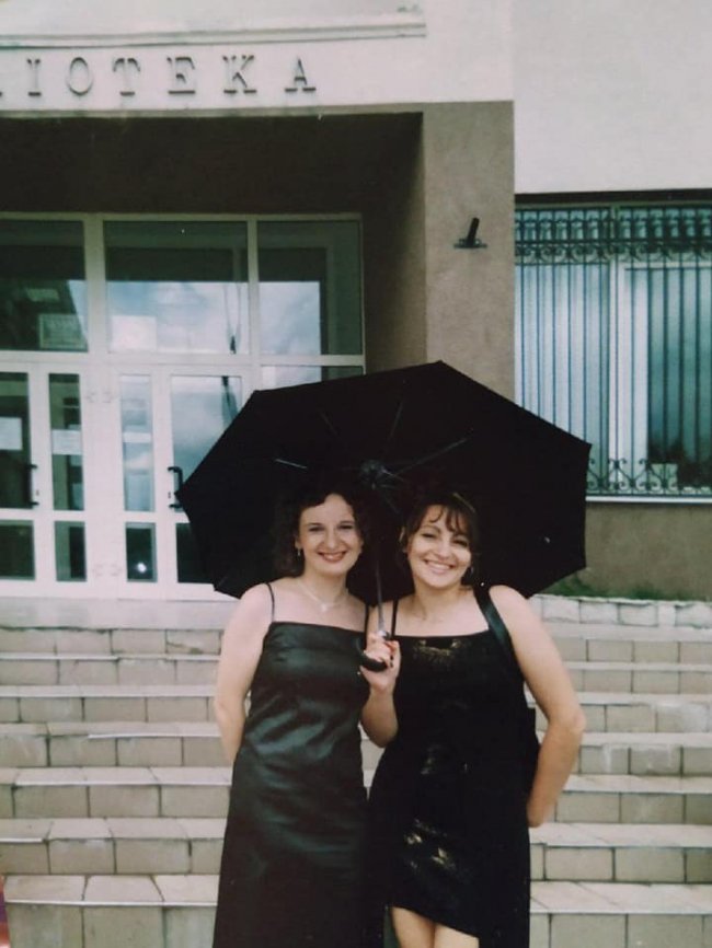 Пари без спідниці, прогули і танці від лектора: викладачі ВНУ розповіли про своє студентське життя. ФОТО