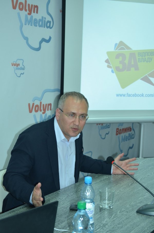 У Луцьку розповіли, як ефективно впливати на владу