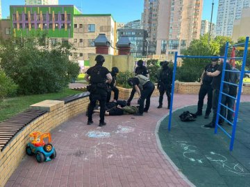 На заступника голови податкової скоїли замах