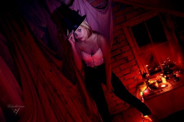 Фотовиставка Вікторії Величко