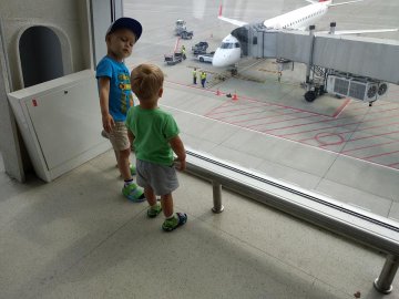 Онкохворий Роман Гальчик прилетів у Стамбул на лікування