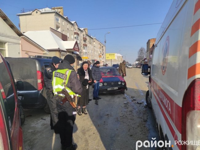 На Волині – подвійна аварія за участю «швидкої». ФОТО