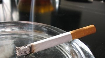 Курити в кафе можуть повністю заборонити
