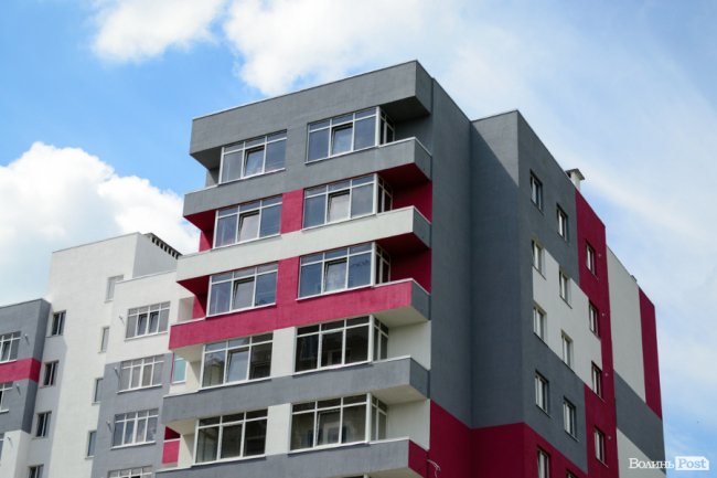 Фотозвіт із будівництва найяскравішого житлового комплексу Луцька* 