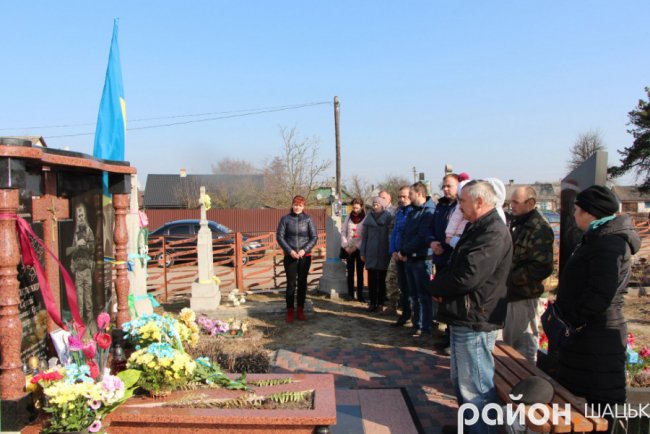 Пам'ять не згасає: на Волині вшанували загиблого Героя. ФОТО