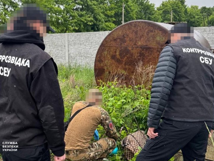 Запобігли теракту у центрі Івано-Франківська: школярка «спалила» ФСБ