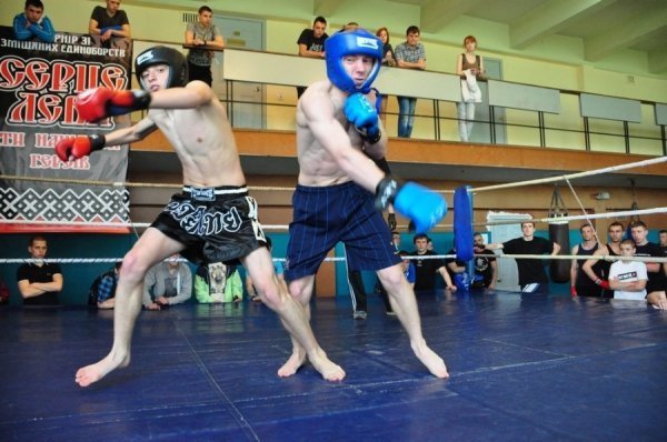 У Львові юнаки билися через дивізію  «Галичина». ФОТО. ВІДЕО