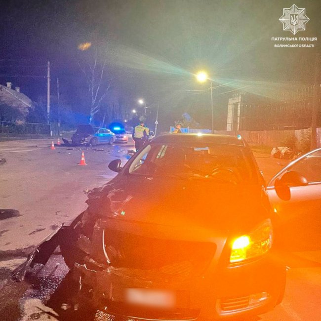 У Луцьку зіткнулися дві автівки: один з водіїв кинувся навтьоки 