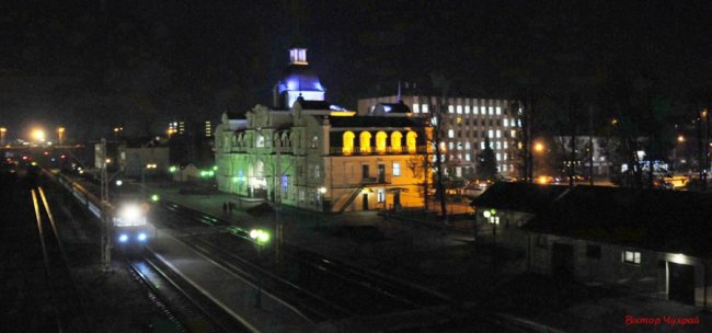 Луцький фотограф показав красу вечірнього міста