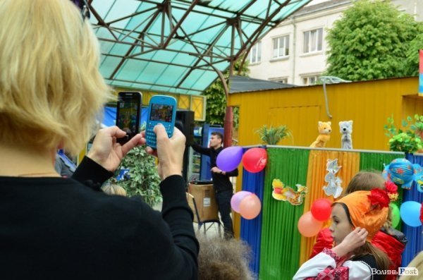 Луцькі діти грали у «маленьких театрах». ФОТО