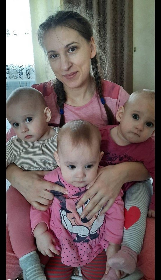 Історія сім'ї з Волині, де на велике свято народилися троє дівчаток