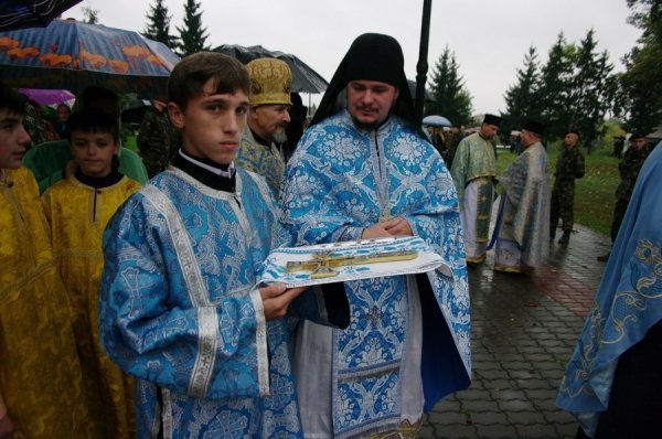 Освятили наріжний камінь під церкву в центрі Луцька. ФОТО. ВІДЕО