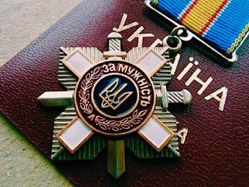 Президент відзначив державними нагородами 126 українських захисників і захисниць