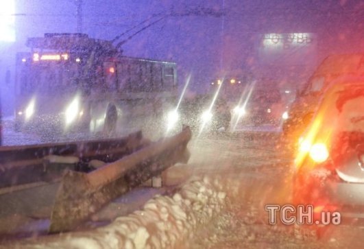 «Снігоапокаліпсис» у Москві. ФОТО. ВІДЕО