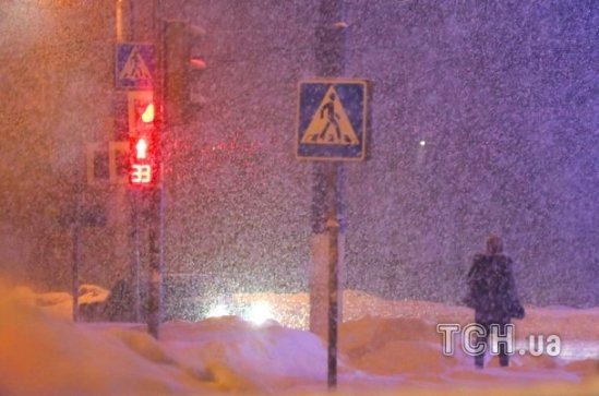 «Снігоапокаліпсис» у Москві. ФОТО. ВІДЕО