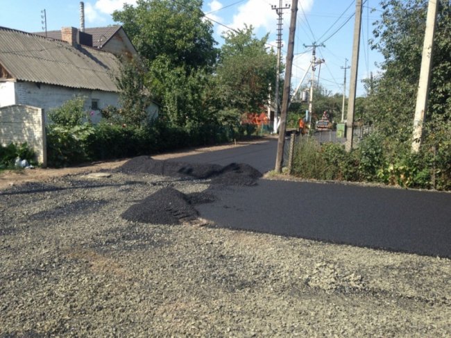У місті поблизу Луцька відремонтували дорогу. ФОТО. ВІДЕО