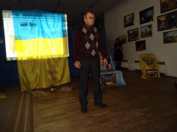 Волинські волонтери пройшли через поетичний майдан. ФОТО