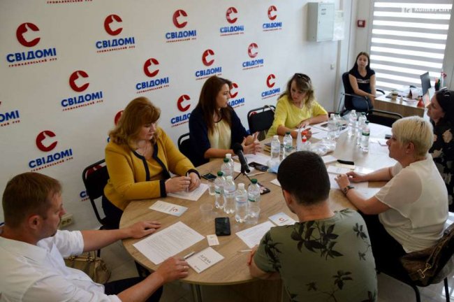 Чи довозитимуть волинських випускників до місць здачі ЗНО