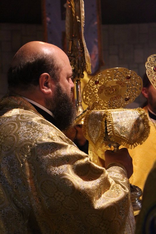 У храмі в Луцькому замку відновлять регулярні служби